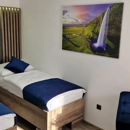 شقة M Lukavica